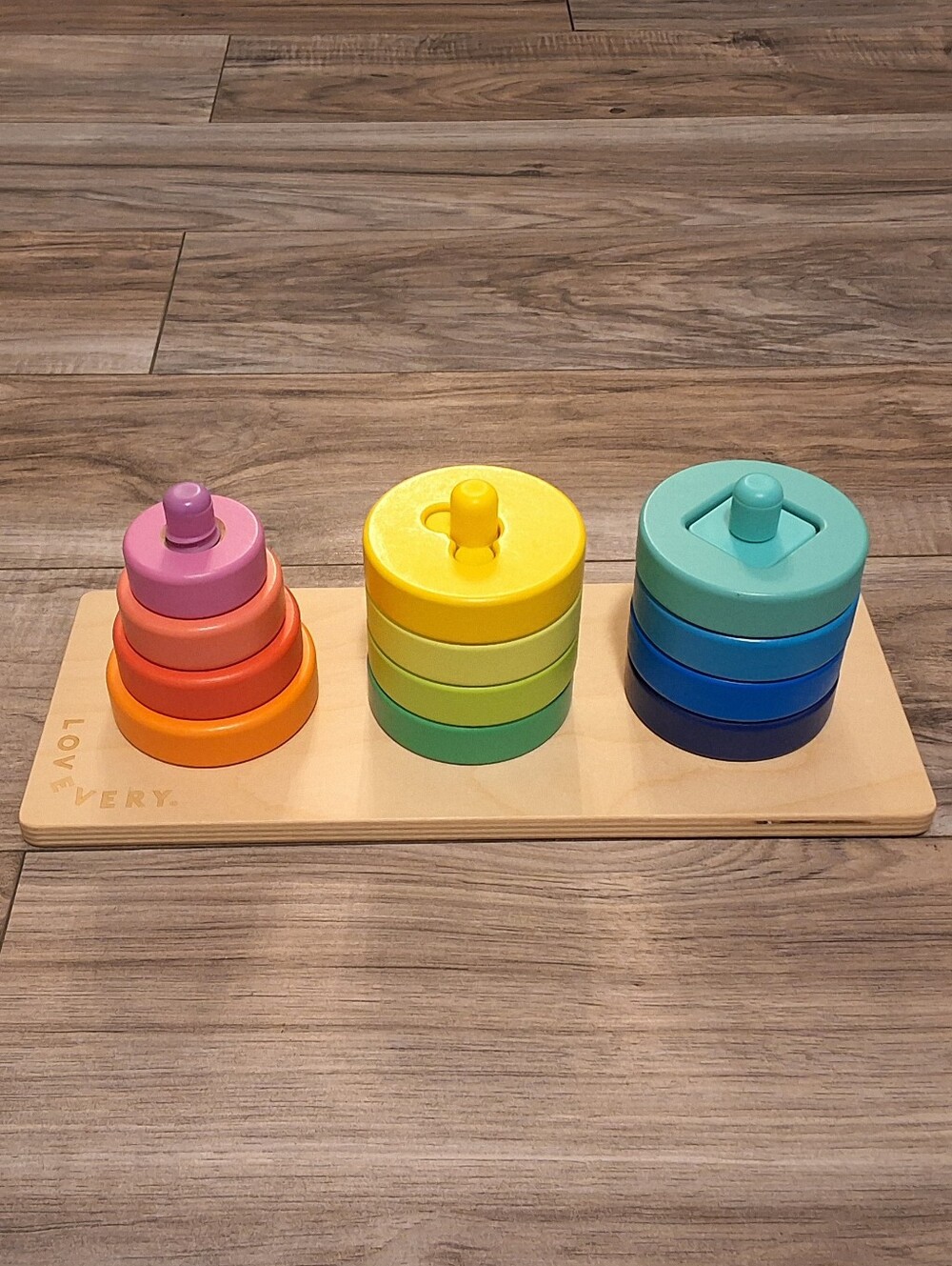 Lovevery Twist & Pivot Pattern Puzzle From The Researcher Play Kit Months 31, 32